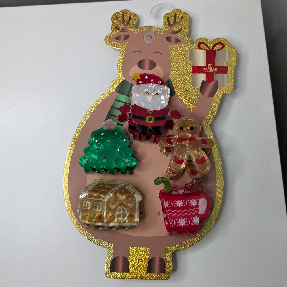 NWT Christmas Holiday Themed Hair Clips Jaw Claw Clips Santa Tree Gingerbread